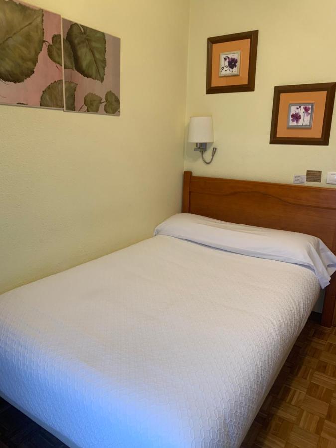 Hostal Docar Lerma Esterno foto