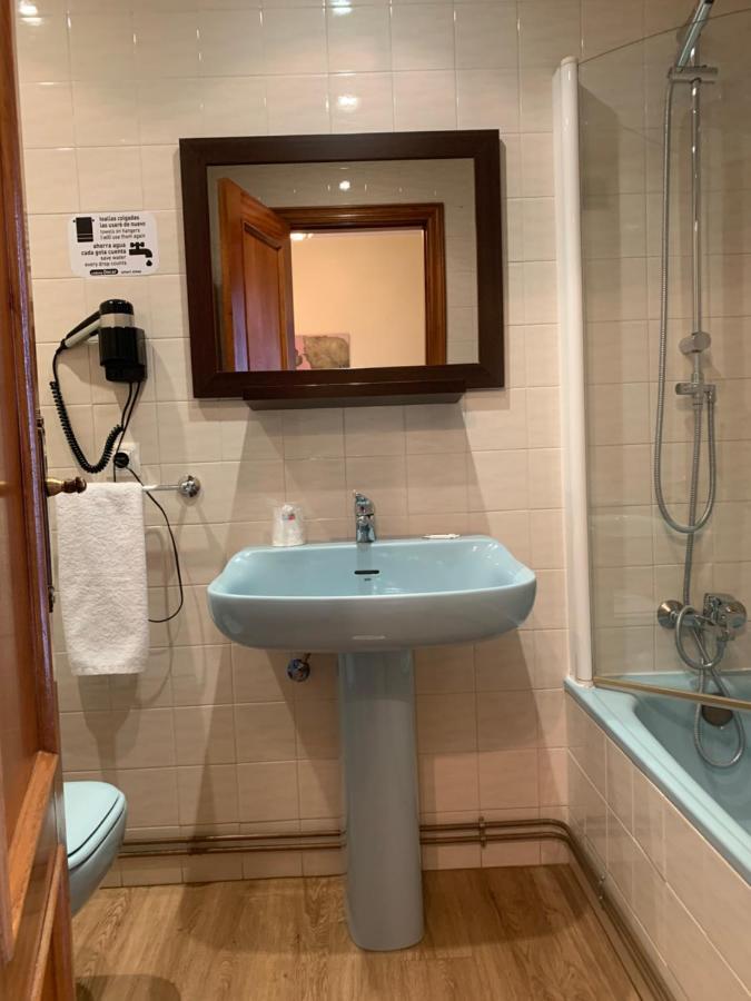 Hostal Docar Lerma Esterno foto