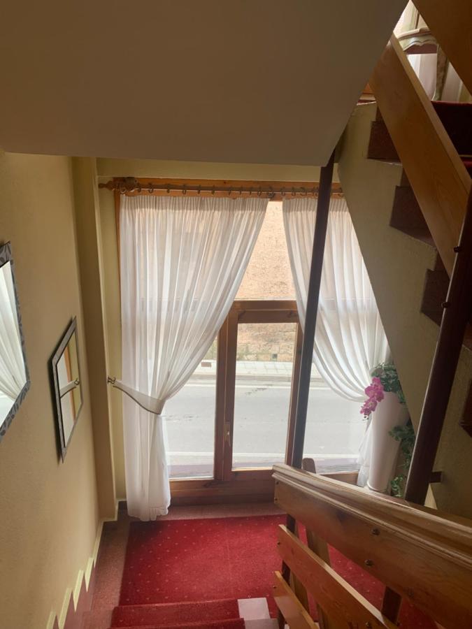 Hostal Docar Lerma Esterno foto