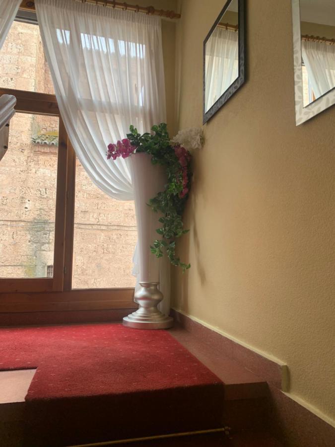 Hostal Docar Lerma Esterno foto