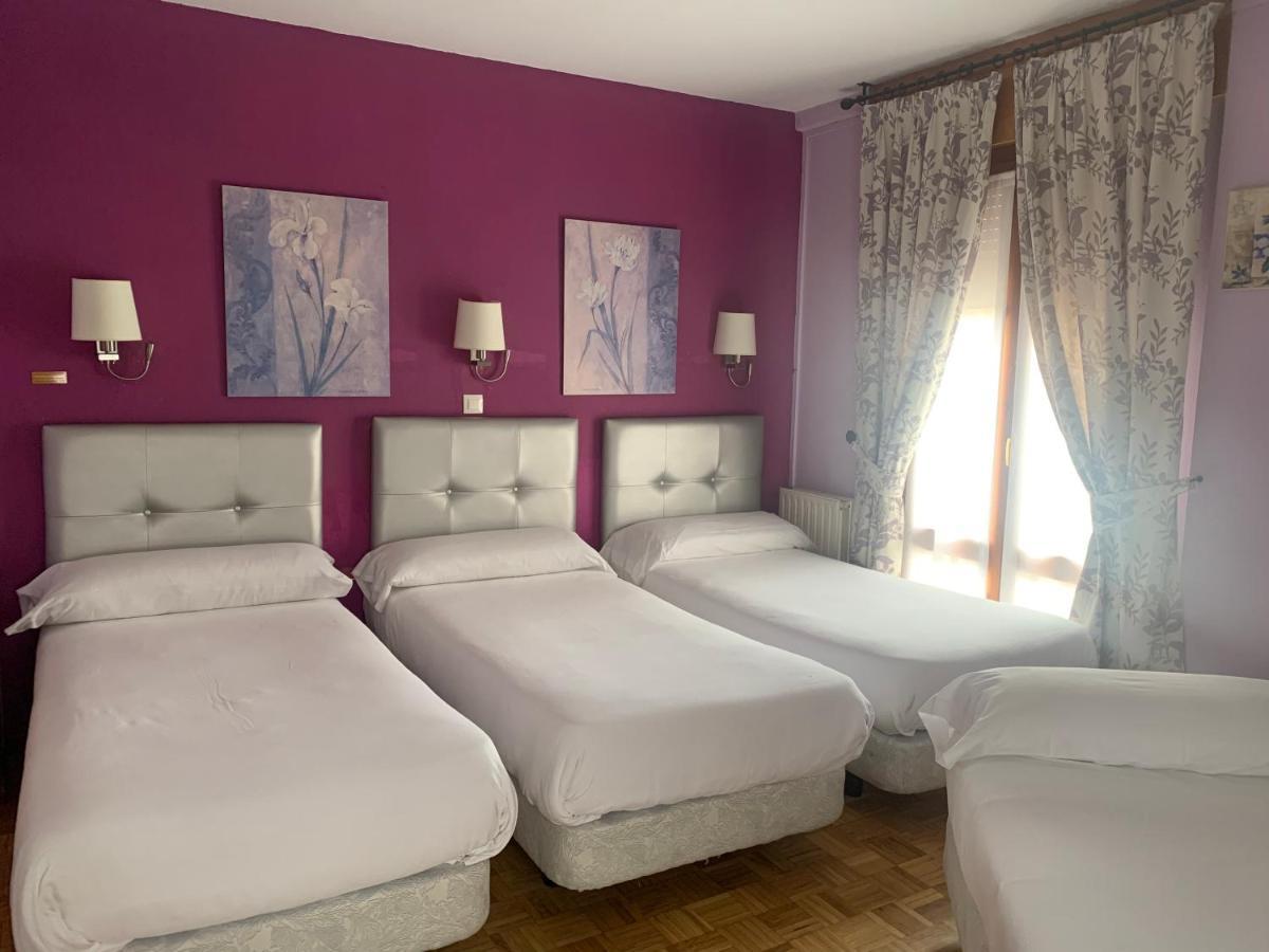 Hostal Docar Lerma Esterno foto