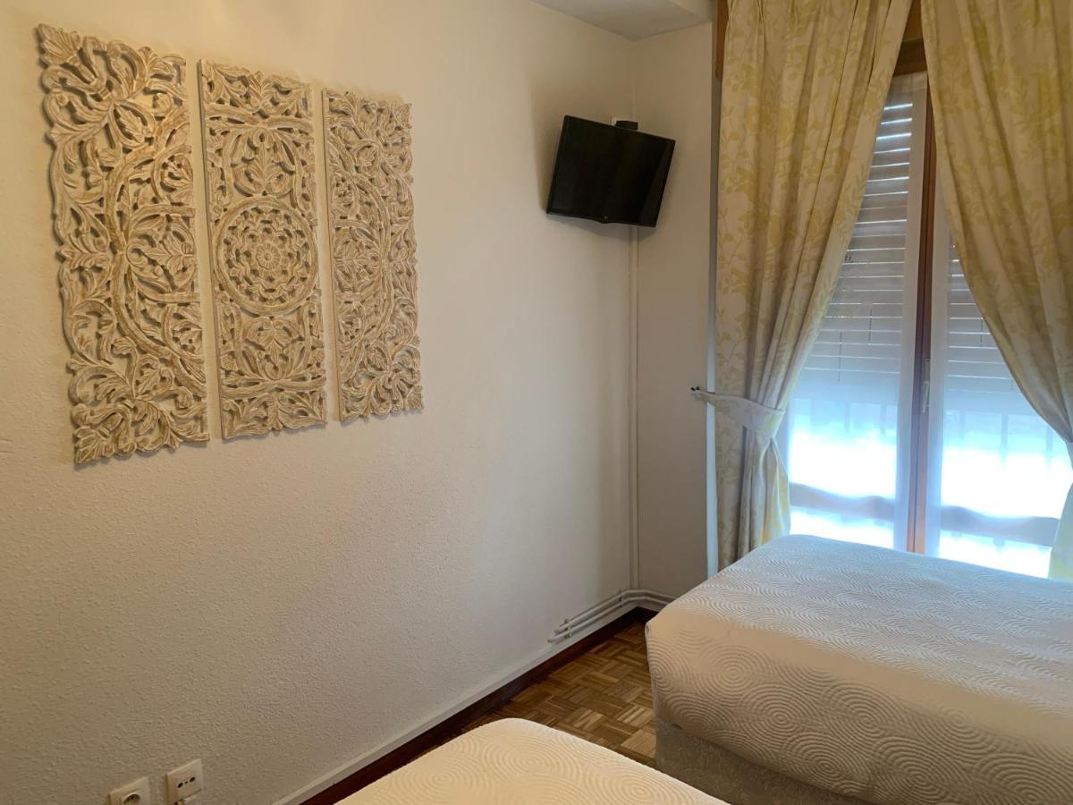 Hostal Docar Lerma Esterno foto