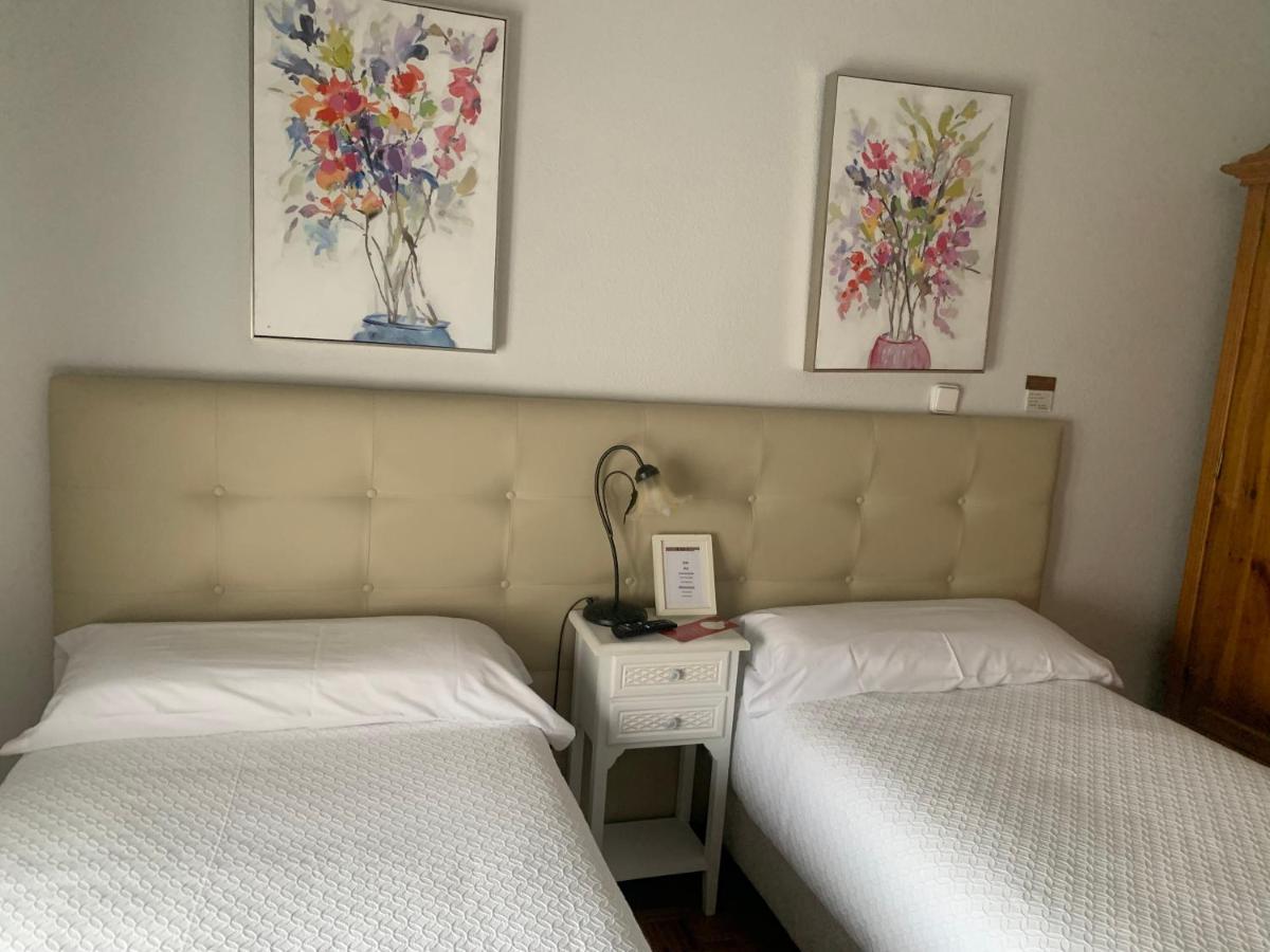 Hostal Docar Lerma Esterno foto
