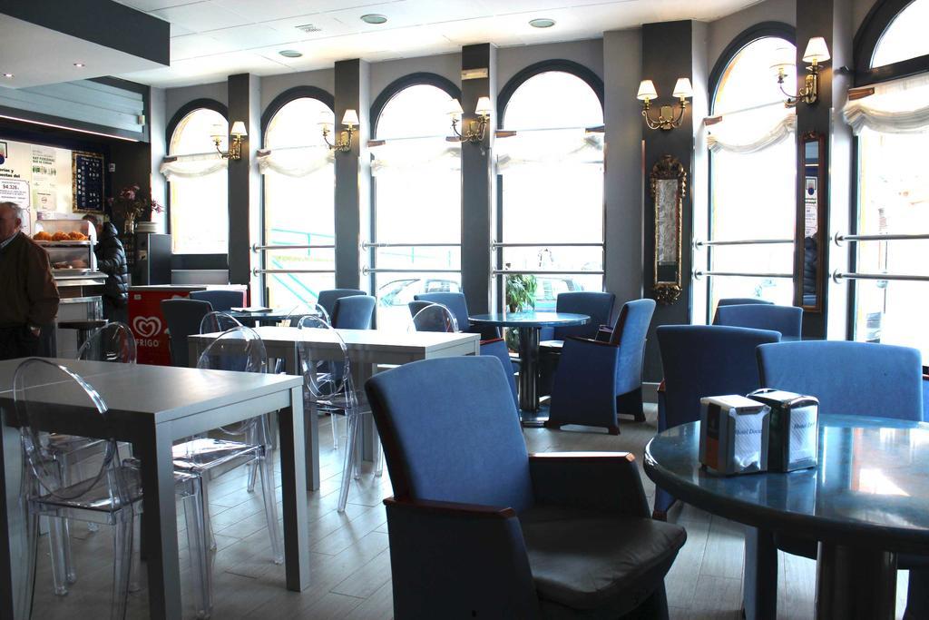 Hostal Docar Lerma Esterno foto
