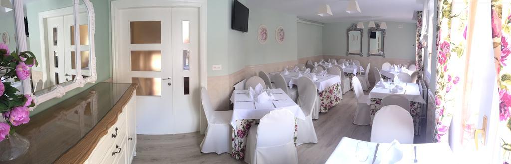 Hostal Docar Lerma Esterno foto