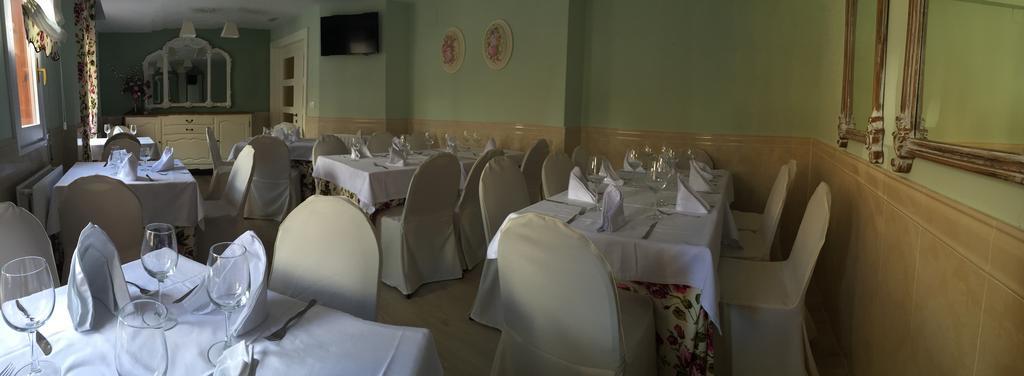 Hostal Docar Lerma Esterno foto